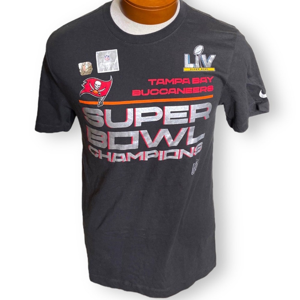 Nike Tampa Bay Buccaneers Super Bowl LV Champions Gray Trophyβ Tee S